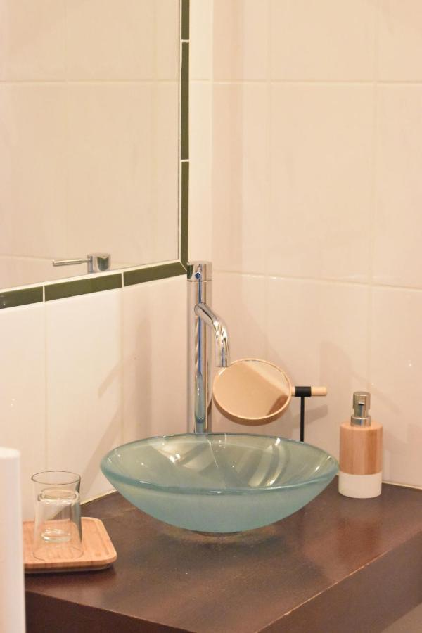 Le Chai De La Rose Spa Et Seances Bien Etre ดูเอ-ลา-ฟงแตน ภายนอก รูปภาพ