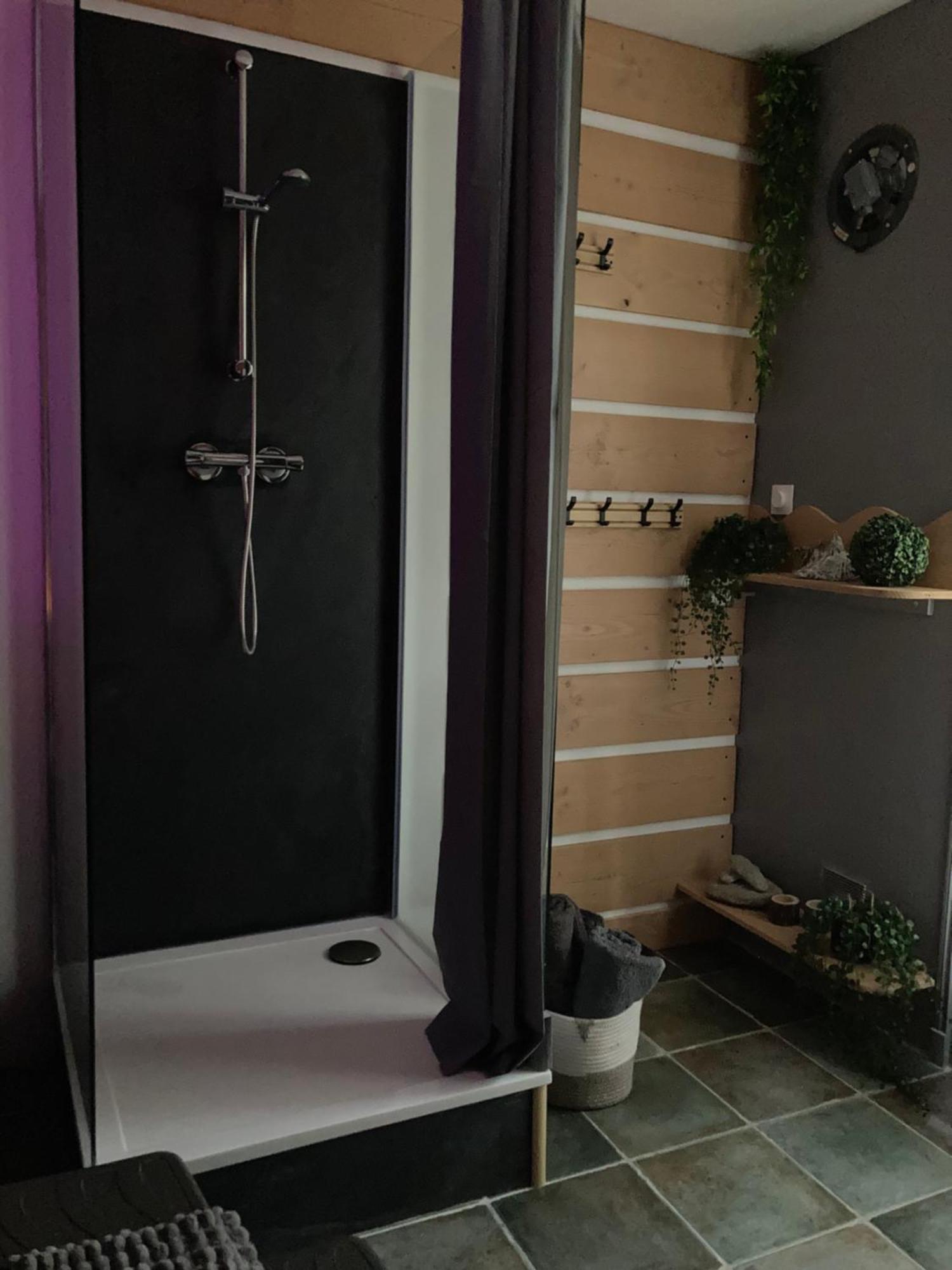 Le Chai De La Rose Spa Et Seances Bien Etre ดูเอ-ลา-ฟงแตน ภายนอก รูปภาพ